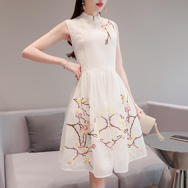 旗袍|穿旗袍的女人,举手投足间都是东方女性的贤淑