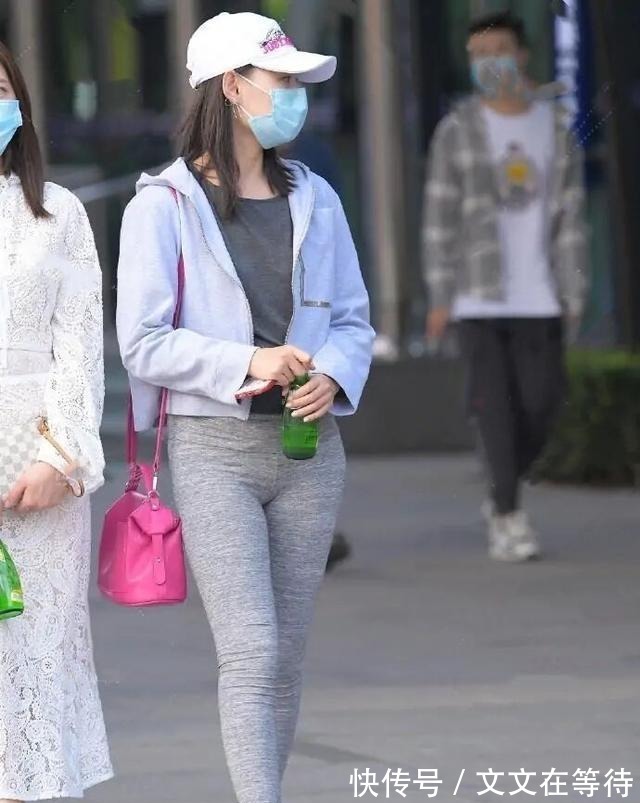 穿搭|瑜伽裤可以散发又欲又撩气息，经典不过时，曼妙身材尽显