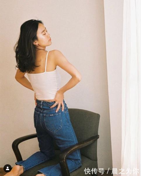 弹力|天使面孔、魔鬼身材，日本健身女神，直角肩身材真的太惊艳了