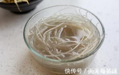 粉条|炒白菜时，切好直接炒就错了！多做1步，鲜美脆爽入味，还不出水