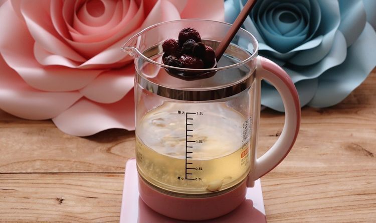 红莲子|“气血不足百病生”一个简单食疗方，补气血，脾虚补满了