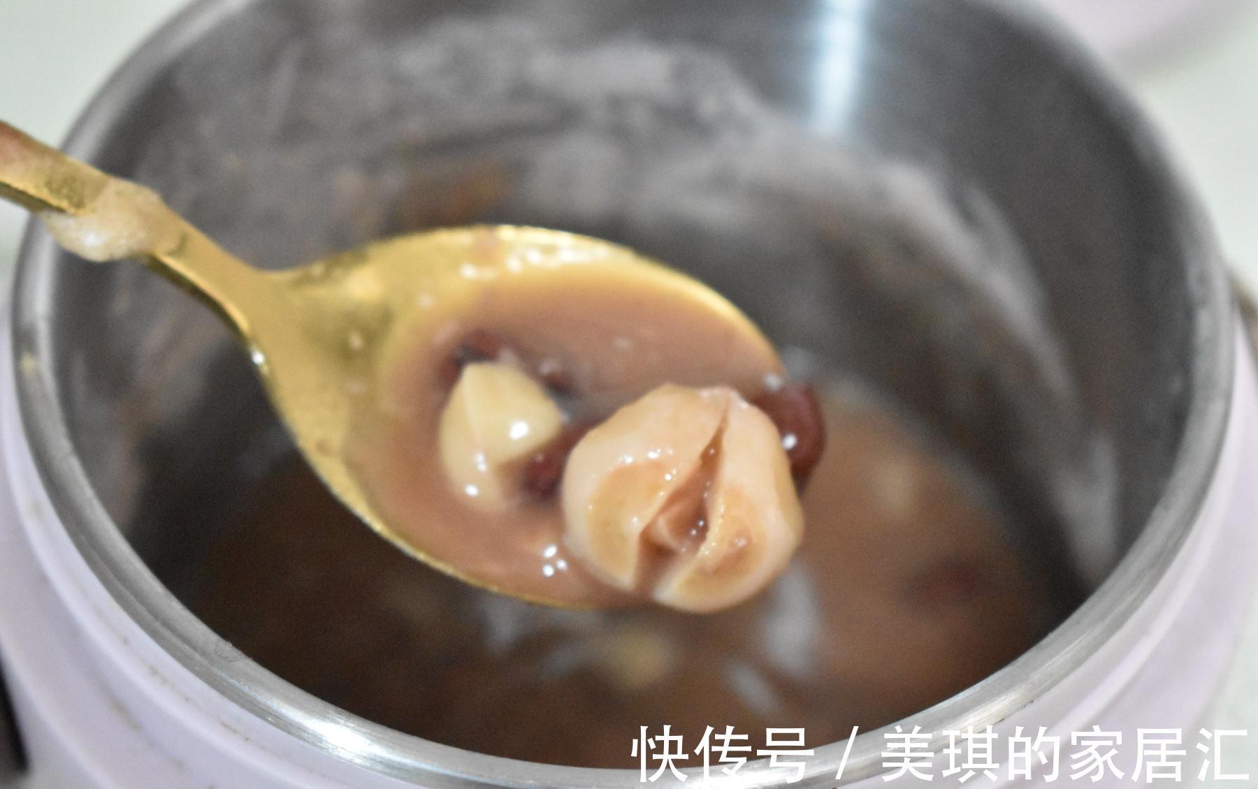 外卖|一个人吃饭我不将就不点外卖，这样做简单营养味美，生活有滋有味