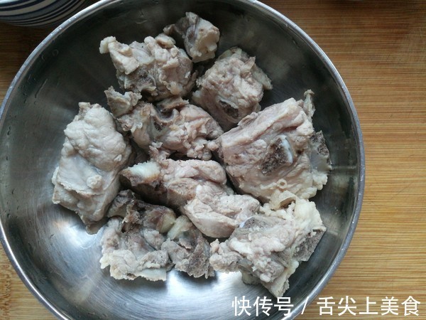 骨髓|它是猪身上的一块宝，肉贩子自己偷偷留着吃，聪明人抢着买