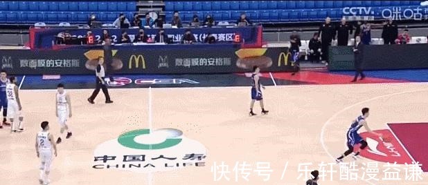 李春江|炸了!马布里和李春江干起来!郭昊文10罚25分!这一扣太解气