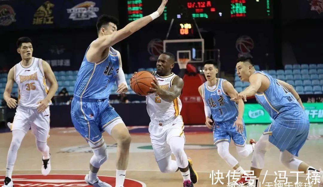 闫鹏飞|山西7人上双胜北京!杨学增被热议,他让山西成为CBA勇士队?