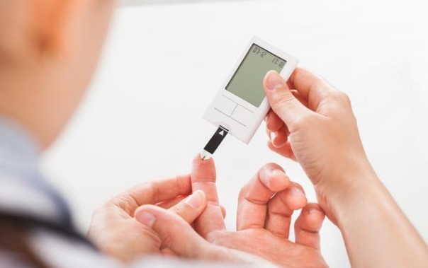 空腹血糖|空腹血糖值为9-10,是不是糖尿病糖尿病错误治疗危险吗