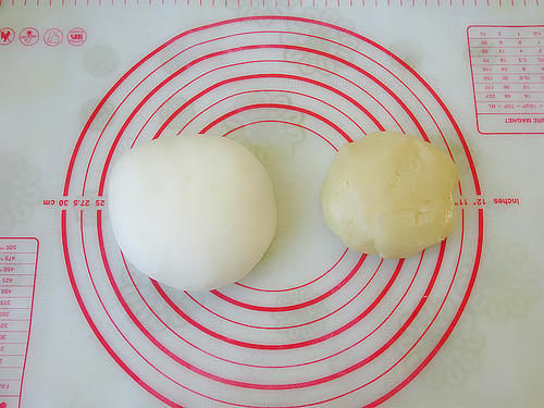 想吃酥饼不用烤,平底锅半小时就搞定,一碰就掉渣,我的最爱!