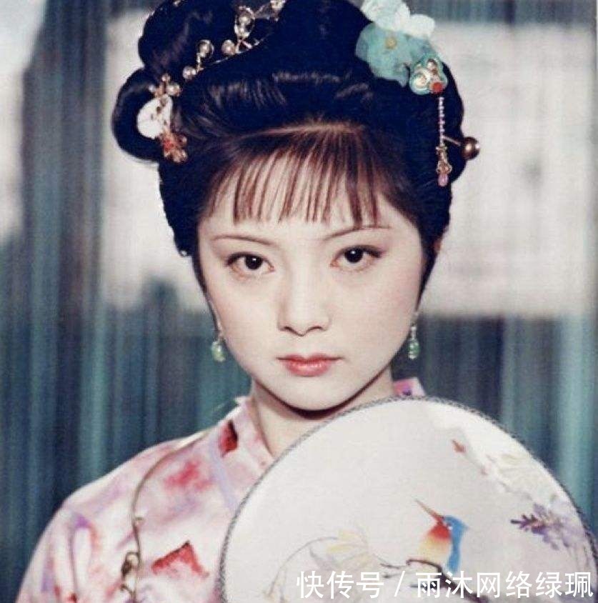 宝钗@从宝玉挨打就能看出,金玉本非良缘,就算宝钗走到宝玉床前也没用