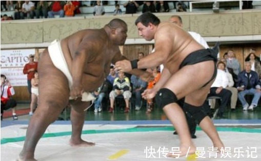 相扑|体重415公斤、腿粗2米!相扑之王离世后,妻子坦言:噩梦终于结束