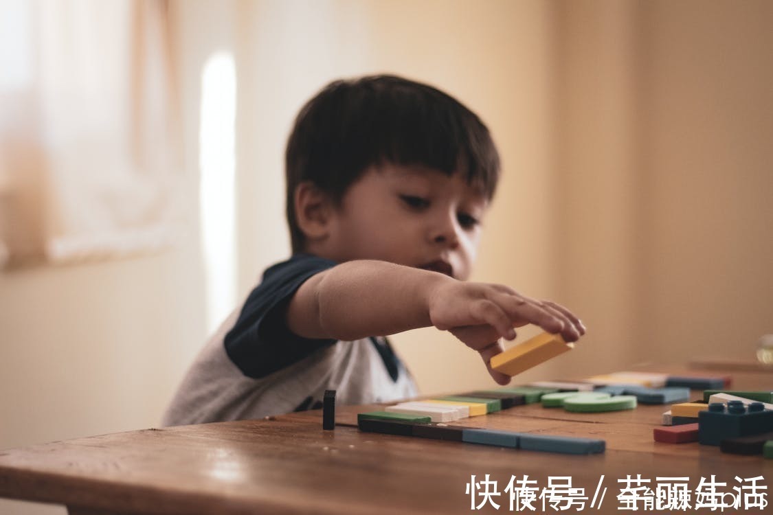 神经学家|神经学家:这种最提高孩子智力发育的行为,却被亿万家长“禁用”