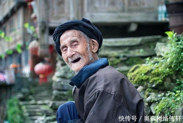 何用|古人讲“人老两年坎,暗九大关口”,分别指什么?这么说有何用意