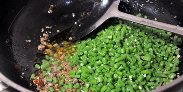 豇豆|父母矮孩子长不高来吃“它”,儿子隔天吃1次,15岁1米8!