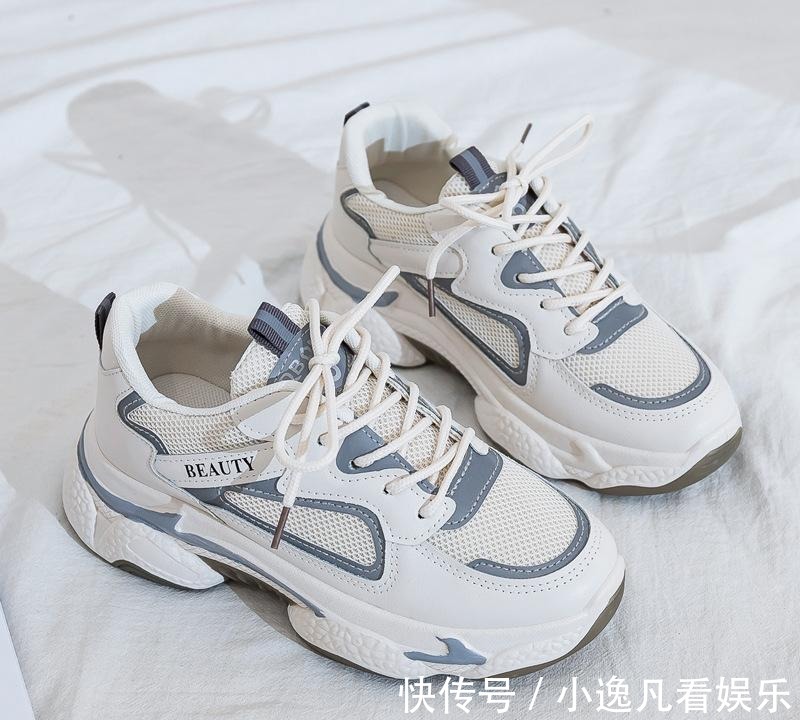 气质 老掉牙的高跟鞋就别穿了,学我小姨这样穿老爹鞋,显高提气质