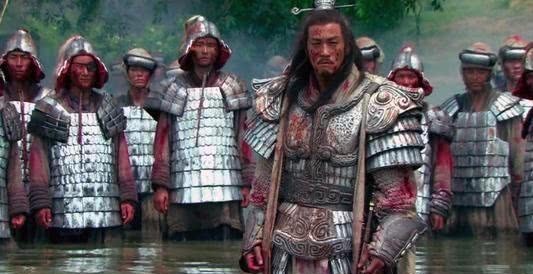 到底|项羽举的鼎到底重多少斤？换成现在的重量单位，举起来并非不可能