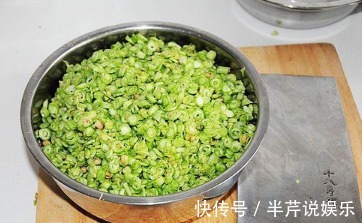 此种饺子馅还第一次见，比韭菜鸡蛋好吃N倍，孩子一次吃了两大盘