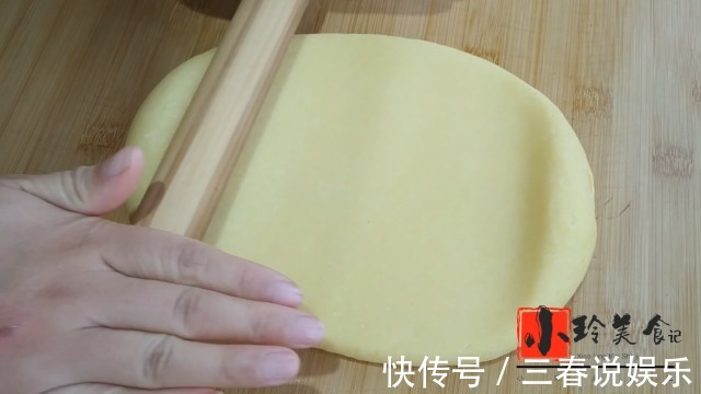 在家也可以自己做饼干,不加水,不用烤箱,香甜酥脆,营养又健康