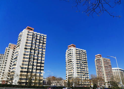 三居室|王健林给出两大买房原则:买三不买二,面积不要超过110平