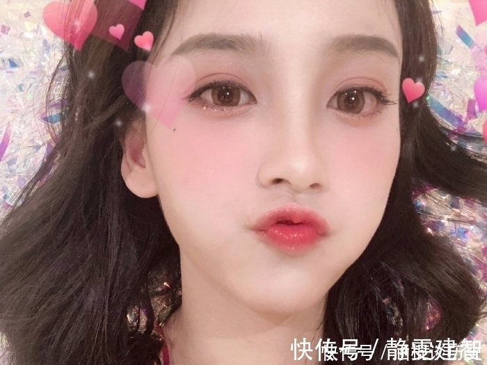 下颌线|脸上有这3特点的女孩,多半属于“气质型”女生,00后快来自测!