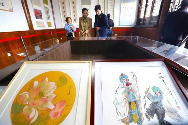 文广新旅局@“卿云灿烂 醉美湖口”复旦校友书画作品联展开幕