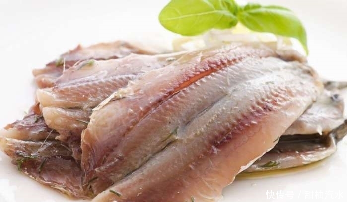 常吃|血液垃圾越来越多?常吃点不起眼的它,帮你清血管、养血管更健康