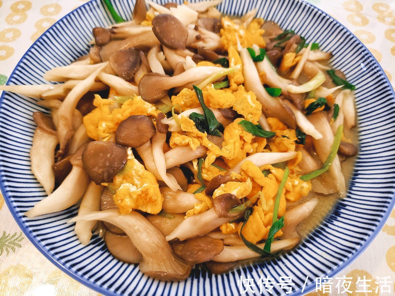 火腿肠|4道美食,建议人到了中年要常吃,别舍不得花钱,胜过保健品!