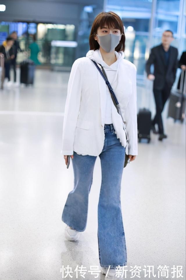 有种|最近有种穿法很火!叫“去繁从简”,西装+运动鞋舒适又时髦