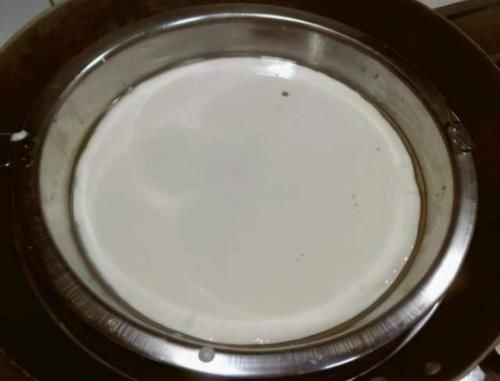 凉皮最简单的做法，不用洗面，劲道爽滑张张透亮，不软糟特好吃