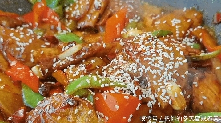 春天,少吃鸡鸭鱼肉多吃它,简单一做,香味浓郁,好吃又下饭