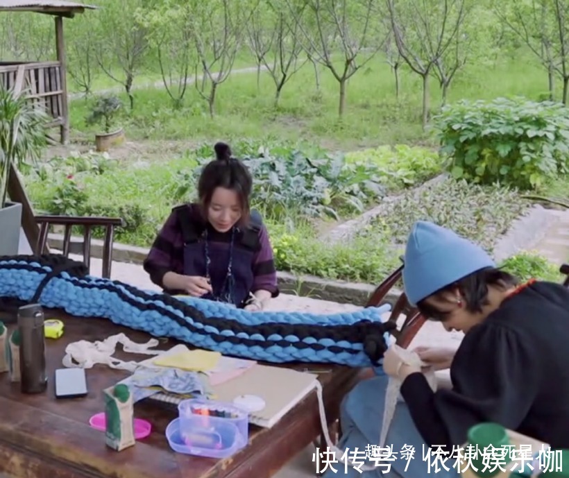 《向往》女嘉賓凌晨四點(diǎn)才睡，做了一件讓何炅很感動(dòng)的事