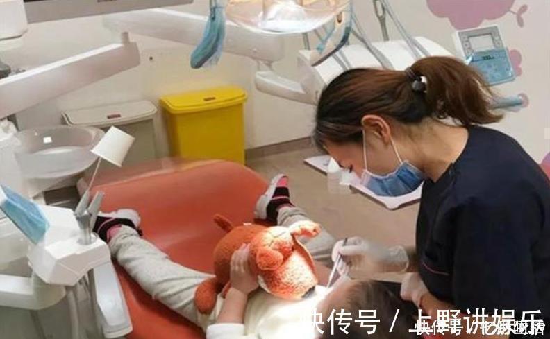 暮沐|3岁宝宝满口“小黑牙”,罪魁祸首并非糖果,而是家长的无知