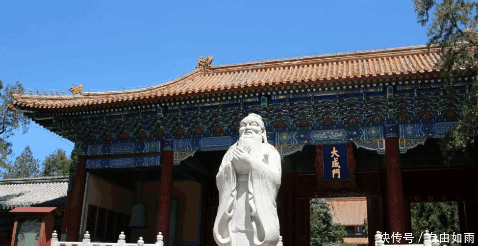 三人|中国古代地位最高的三人,皇帝见了下跪,第一个还被追封成皇帝!