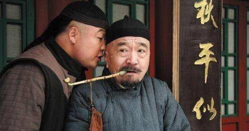 推翻|考古专家发现刘罗锅墓,在棺椁中找到一物,推翻了所有野史记载