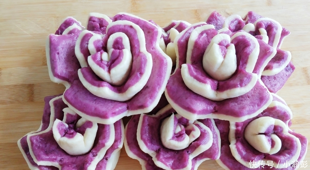 双色|农村妈妈教你做紫薯双色馒头,香甜松软,一顿吃5个不够!