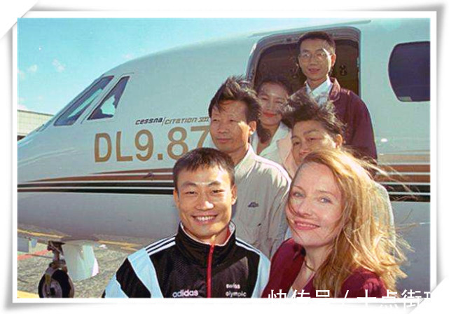 奥运|被开除的前中国体操冠军,三次重伤远赴瑞士,隐忍8年奥运夺金,52岁又遇中年丧子