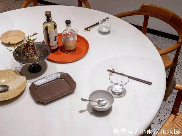 密室|杭州夫妻在家建密室,邻居超眼红:把开发商送的150㎡用到了极致