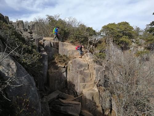 韶山市旅游景点众多，是中国优秀旅游城市、著名革命纪念地