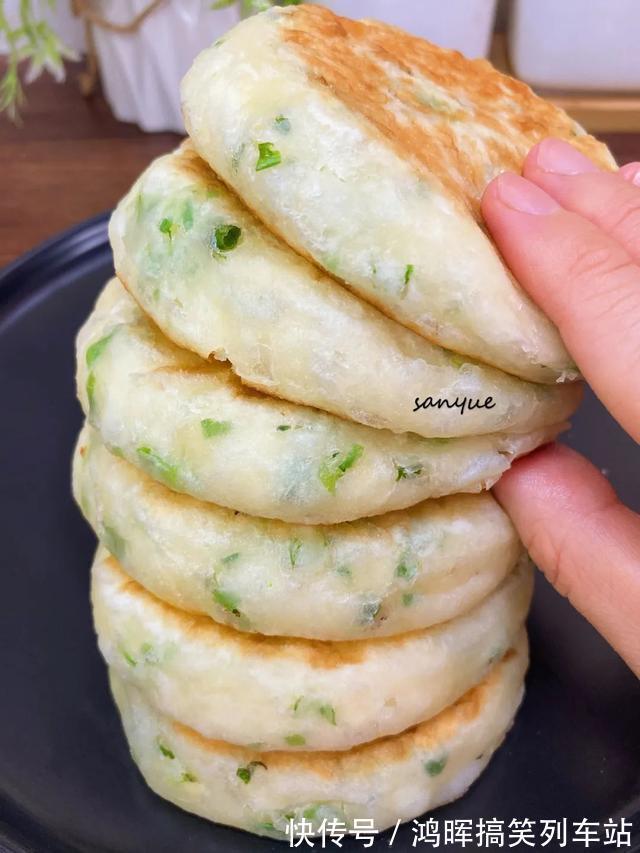面食|蛋饼、葱油饼、糖酥饼...200+面食菜谱,她教你连吃7个月不重样