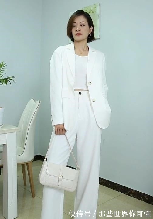 鞋头 秋天的乐福鞋如何穿显贵“2个挑选原则+2组搭配”,照学简单!