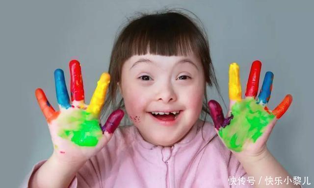 儿子|宝妈发视频调侃儿子像“胡巴”,网友看后却急了:快送去医院检查