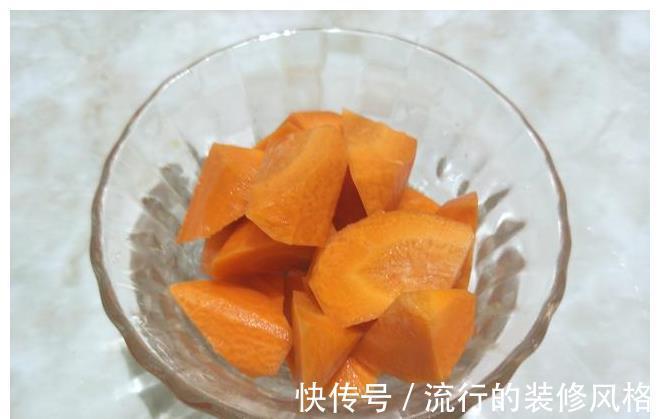 米糊|立秋后,4样食材扔进破壁机,无需黄豆绿豆,出锅醇香好喝