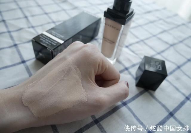 滋润度|火了几年的大牌美妆,真好用吗阿玛尼蓝标实力强,纪梵希不值得