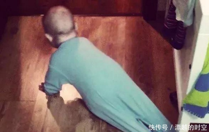 老爸|“医院最霸气宝宝”走红,边输液边溜爸爸,网友卑微的爸爸