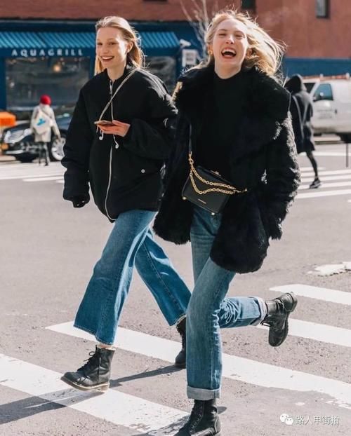  路人甲|【路人甲街拍】12-15/黑色羽绒服才是永不过时的冬季神款