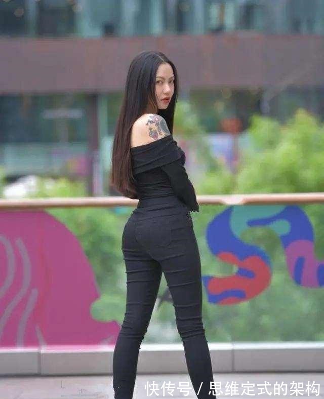 穿搭 瑜伽裤的穿搭时尚更省心,大方得体又不失体态,显出气质!