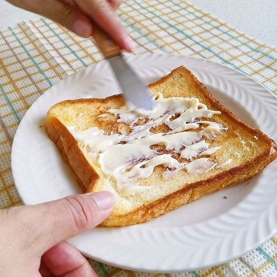 鸡蛋液|蟹柳滑蛋三明治