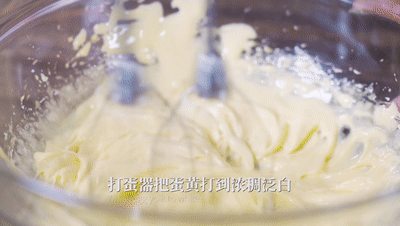 细砂糖|奶油夹心的藏雪戚风蛋糕，承包你整个3月的下午茶