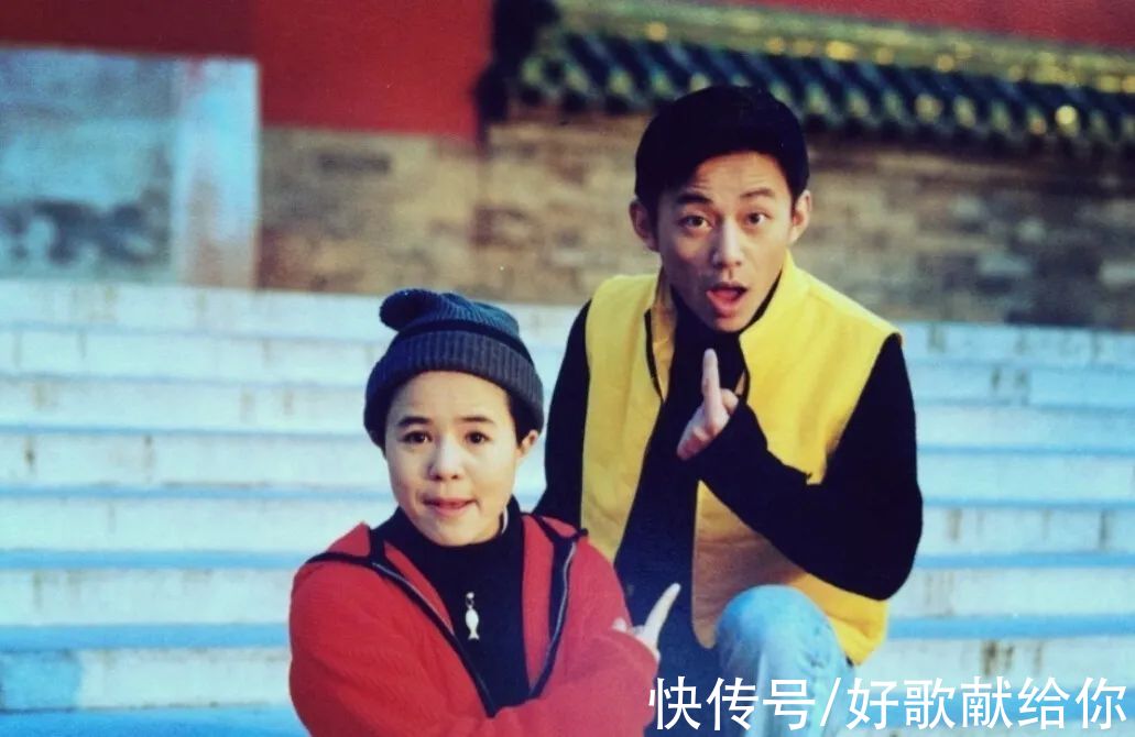 “一哥之争”终落幕?何炅跌落神坛成定局,汪涵稳操胜券却糟心