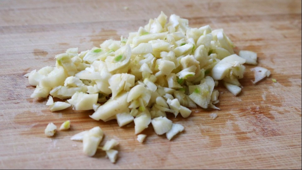 这才是虎皮青椒的好吃做法，鲜香辣爽开胃下饭，味道特别棒！