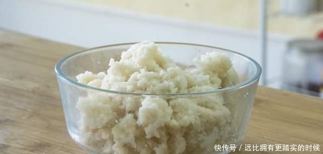 正月十五元宵节,家宴菜单已备好,5荤4素1汤上一桌,十全十美