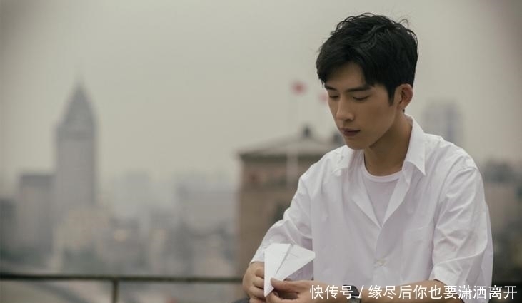 奶奶|出生28天后被遗弃,靠奶奶捡破烂养大,如今成影帝父母争相找上门